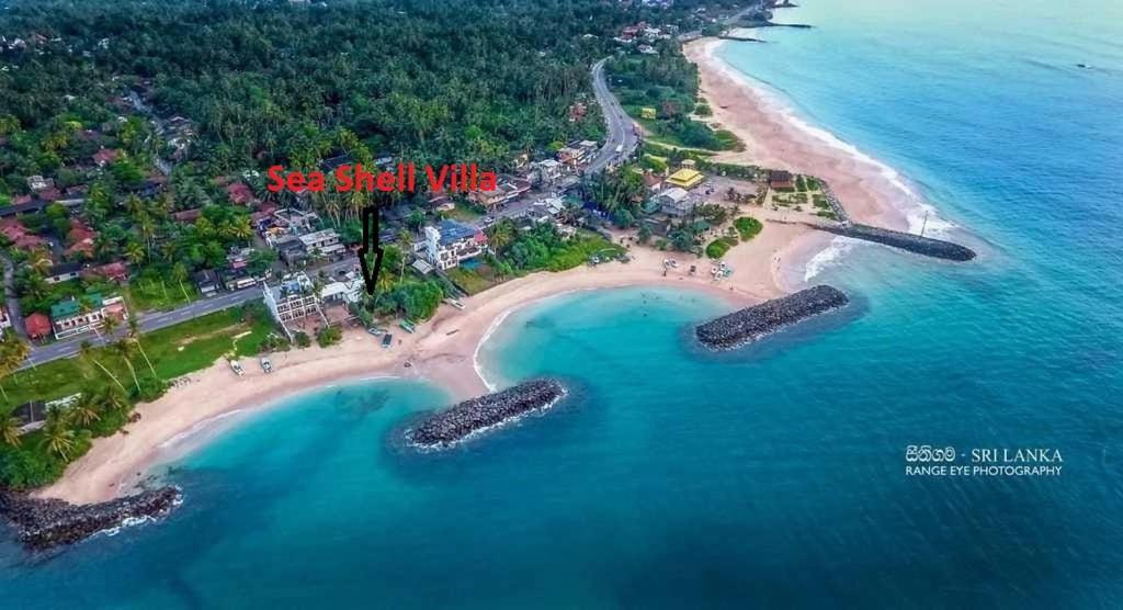 Sea Shell Villa Hikkaduwa 2 Separate Cabanas Ocean Front Villa 外观 照片