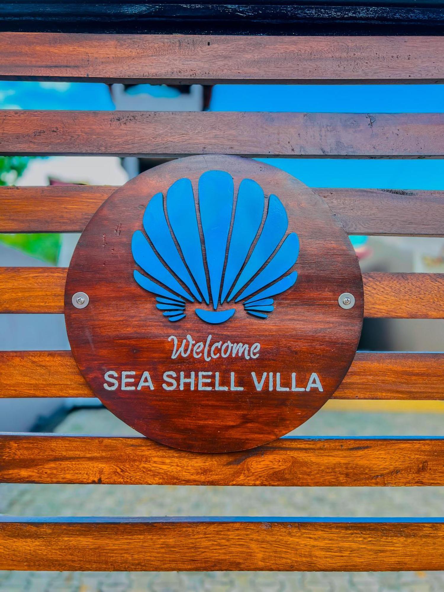 Sea Shell Villa Hikkaduwa 2 Separate Cabanas Ocean Front Villa 外观 照片