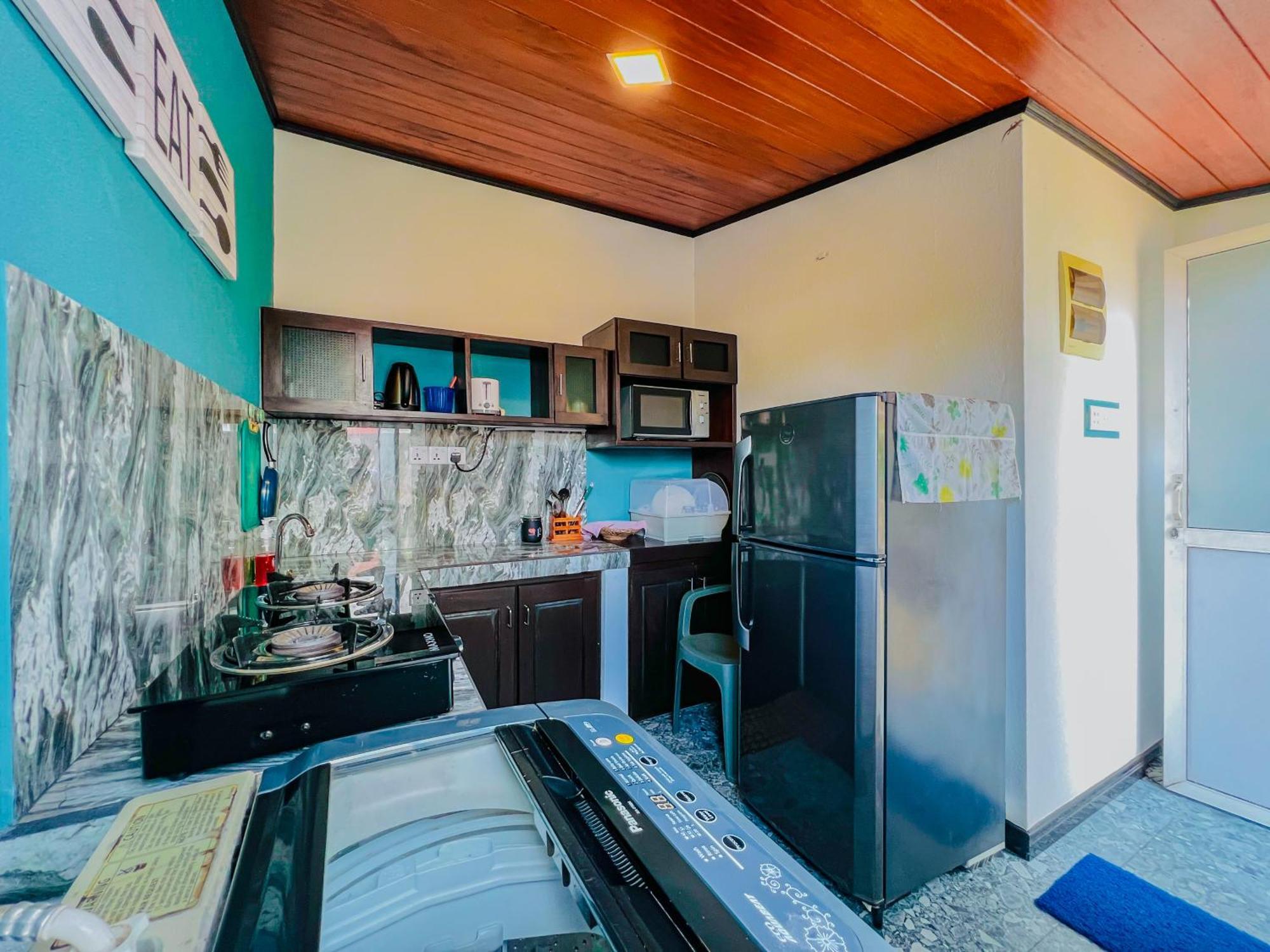 Sea Shell Villa Hikkaduwa 2 Separate Cabanas Ocean Front Villa 外观 照片
